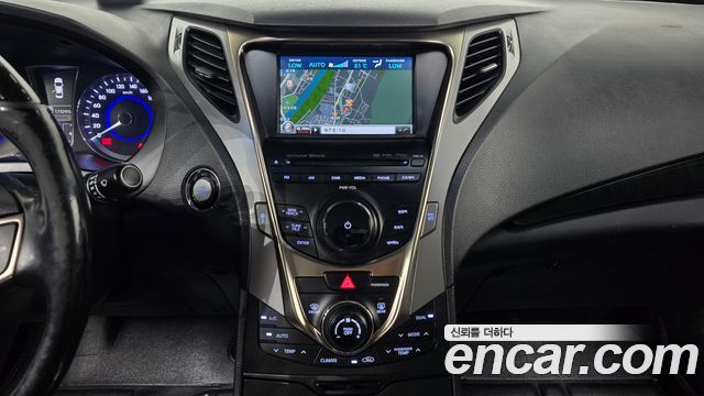Hyundai Grandeur 2013 — photo 15