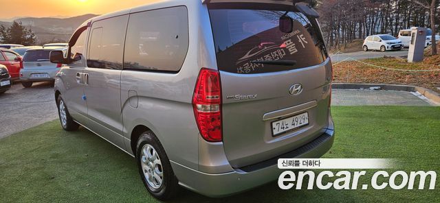 Hyundai Starex 2014 — photo 4