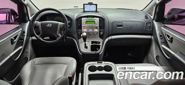 Hyundai Starex 2014 — photo 10
