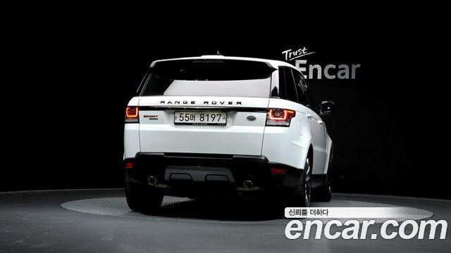 Land Rover Range Rover Sport 2017 — photo 4
