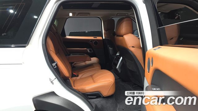 Land Rover Range Rover Sport 2017 — photo 18