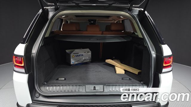 Land Rover Range Rover Sport 2017 — photo 26
