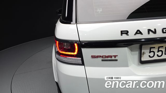 Land Rover Range Rover Sport 2017 — photo 9