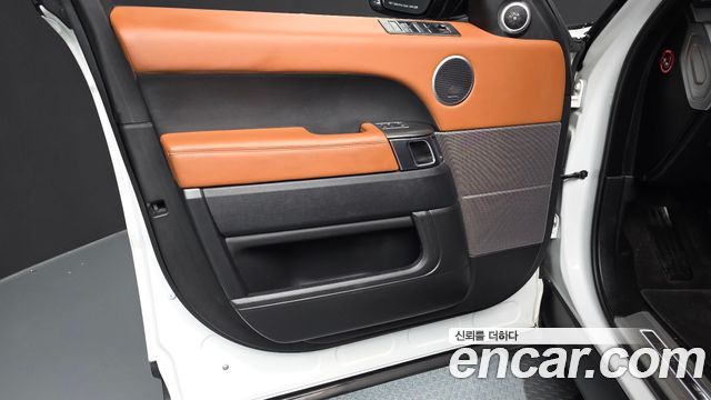 Land Rover Range Rover Sport 2017 — photo 14