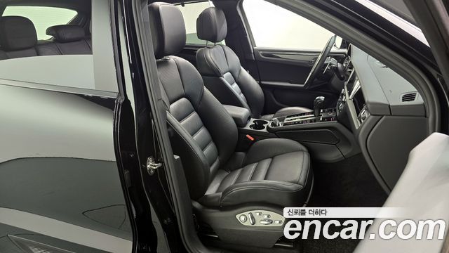 Porsche Macan 2024 — photo 12