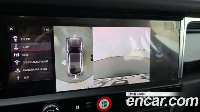 Porsche Macan 2024 — photo 17