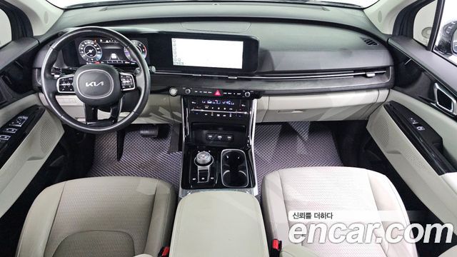 Kia Canival 2022 — photo 10