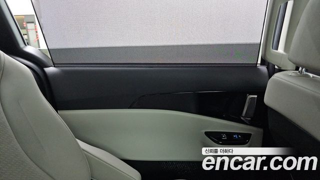Kia Canival 2022 — photo 15