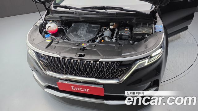 Kia Canival 2023 — photo 6