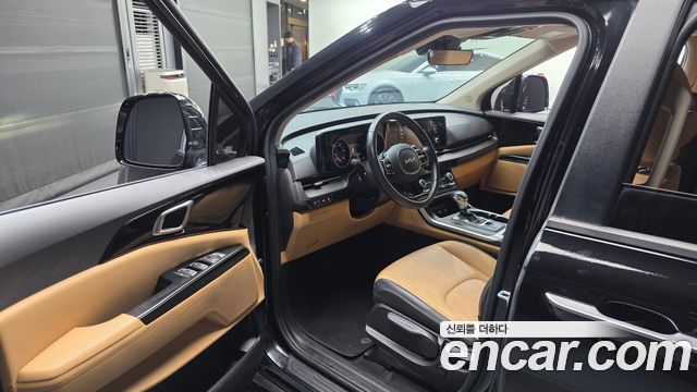 Kia Canival 2023 — photo 13