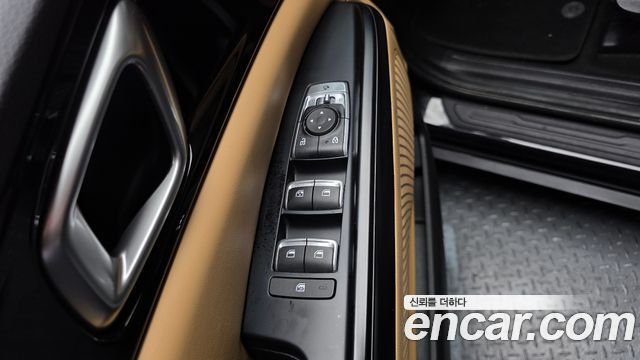 Kia Canival 2023 — photo 20