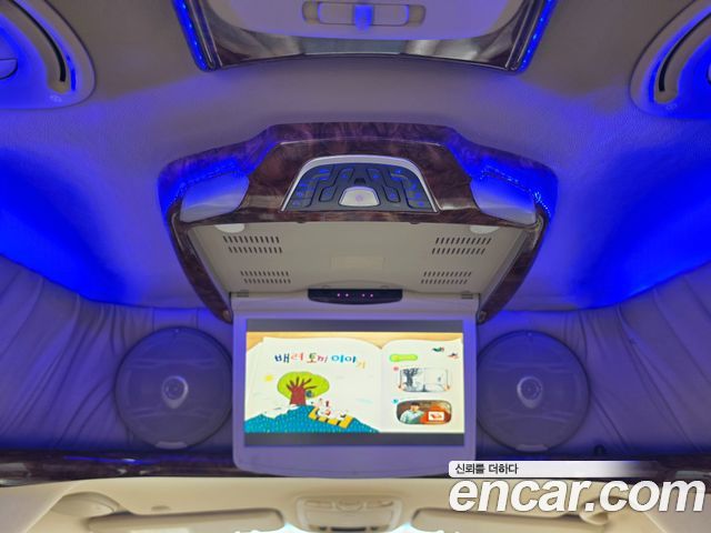 Kia Canival 2013 — photo 9