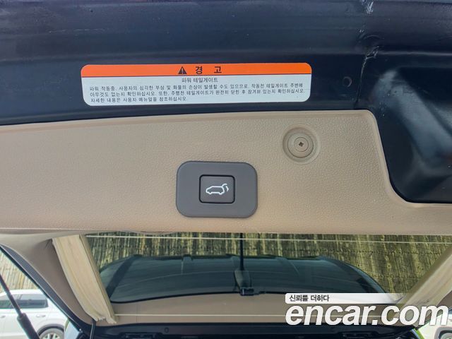 Kia Canival 2013 — photo 16