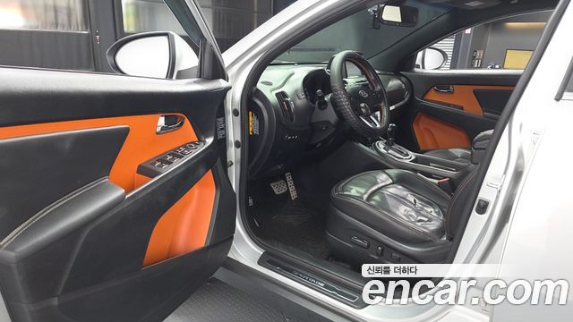 Kia Sportage 2011 — photo 10