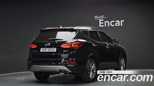 Hyundai Santafe 2017 — photo 2