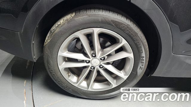 Hyundai Santafe 2017 — photo 5