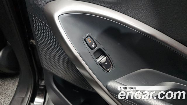 Hyundai Santafe 2017 — photo 19