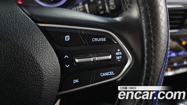 Hyundai Santafe 2020 — photo 17