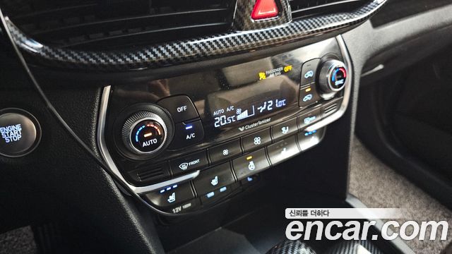 Hyundai Santafe 2020 — photo 18