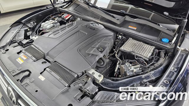 Volkswagen Touareg 2021 — photo 6