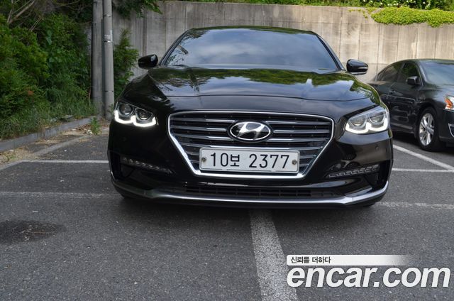 Hyundai Grandeur 2018 — photo 1