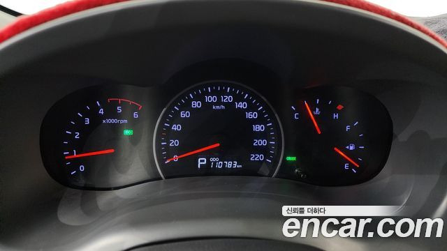 Kia Canival 2013 — photo 11