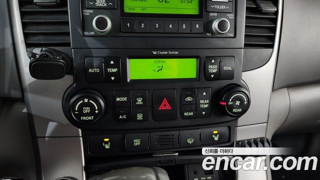 Kia Canival 2013 — photo 19