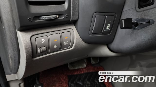 Kia Canival 2013 — photo 27