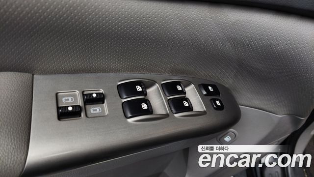Kia Canival 2013 — photo 29