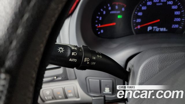 Kia Canival 2013 — photo 30
