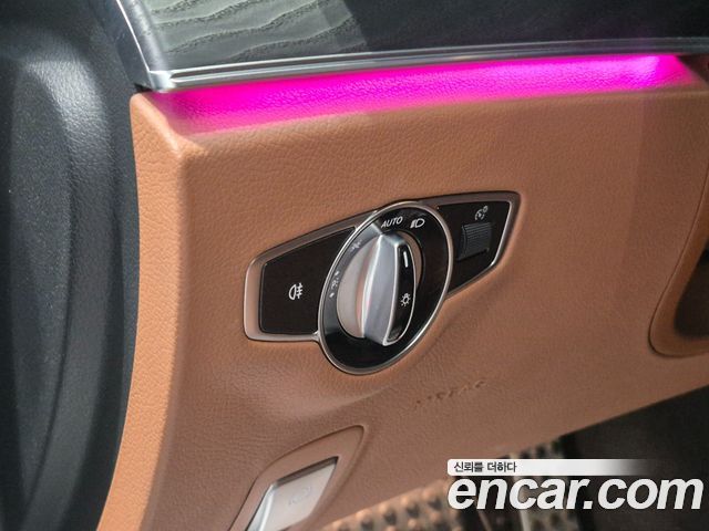 Mercedes-Benz E-Class 2021 — photo 14