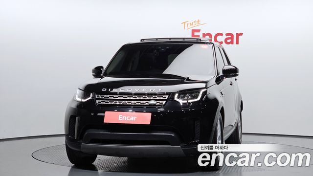 Land Rover Discovery 2018 — photo 3