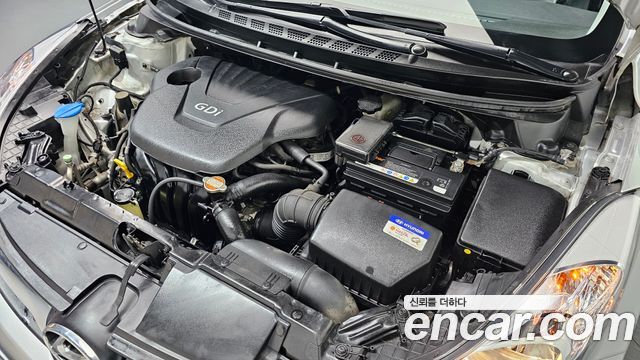 Hyundai AVANTE 2011 — photo 6