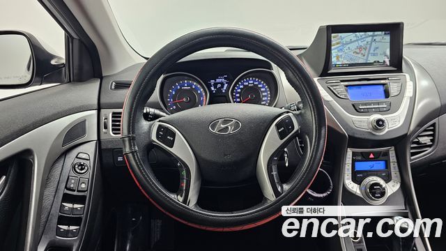 Hyundai AVANTE 2011 — photo 16