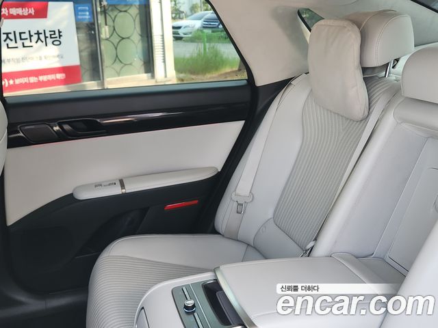 Hyundai Grandeur 2023 — photo 11