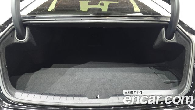 Kia K8 2022 — photo 26