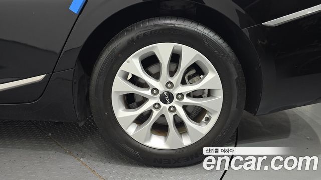 Kia K8 2022 — photo 7