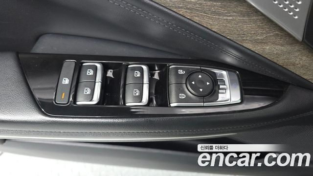 Kia K8 2022 — photo 28