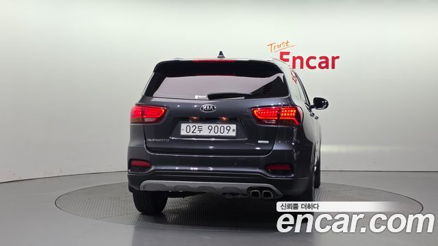 Kia Sorento 2018 — photo 4