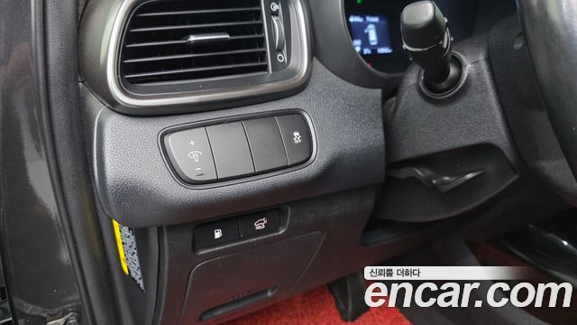 Kia Sorento 2018 — photo 12