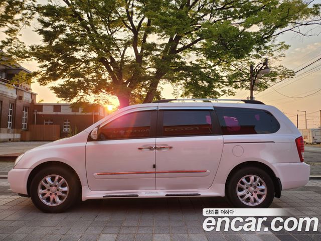 Kia Canival 2013 — photo 5