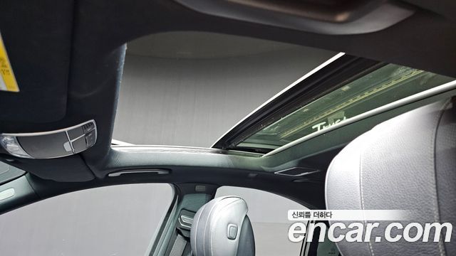 Mercedes-Benz S-Class 2015 — photo 16