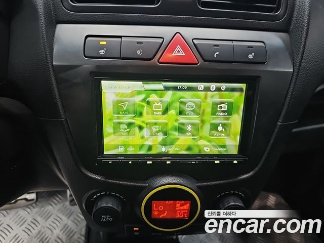 Kia morning 2011 — photo 16