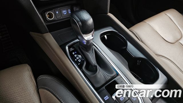 Hyundai Santafe 2020 — photo 12
