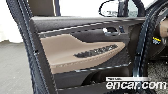 Hyundai Santafe 2020 — photo 14