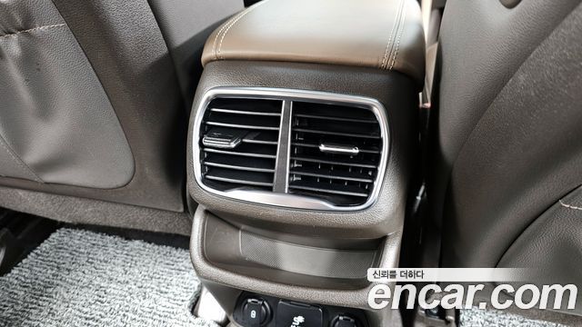 Hyundai Santafe 2020 — photo 31