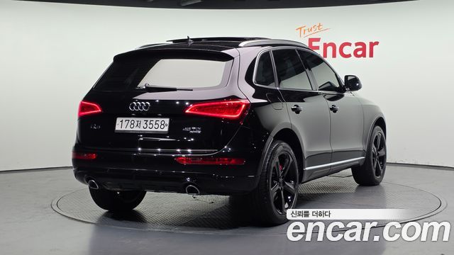 Audi Q5 2016 — photo 2