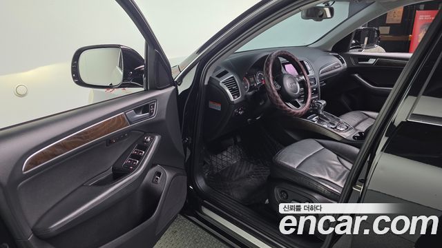 Audi Q5 2016 — photo 10