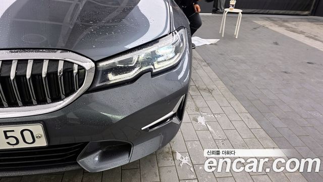 BMW 3-Series 2020 — photo 8