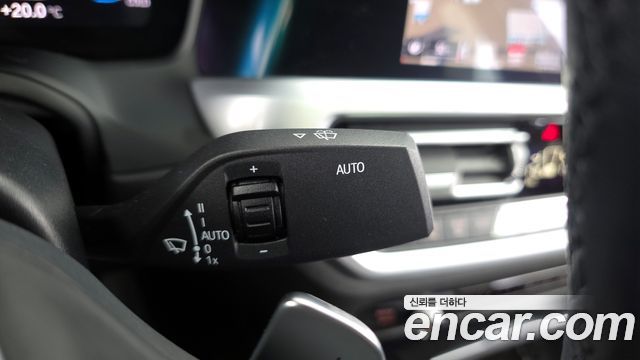 BMW 3-Series 2020 — photo 29